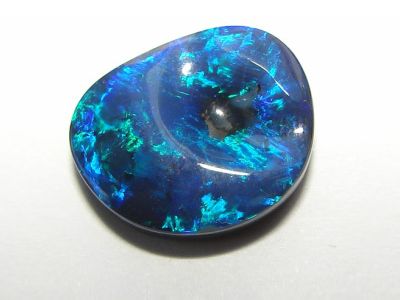 Schwarzer Opal